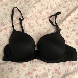 VS Pink Lightly Lined Bra 34B Black